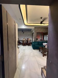 Image of 2250 Sq.ft 4 BHK Independent House for rent in Shilp Yogeshwar Bungalows, Thaltej, Ahmedabad for Rs. 75000