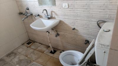 Image of 1370 Sq.ft 3 BHK Apartment / Flat for rent in UPAVP Ganga Yamuna And Hindon Enclave, Siddharth Vihar, Ghaziabad for Rs. 26000