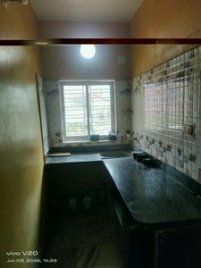 Kitchen Image of 300 Sq.ft 1 BHK Apartment / Flat for rent in South Dum Dum Kolkata for Rs. 6500