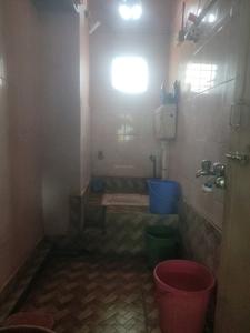 Common Bathroom Image of 860 Sq.ft 2 BHK Apartment / Flat for sale in Airport Gate no. 1 Kolkata for Rs. 3000000