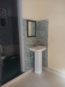 Bathroom Image of 500 Sq.ft 1 BHK Apartment / Flat for rent in Nabha Shimla for Rs. 8000
