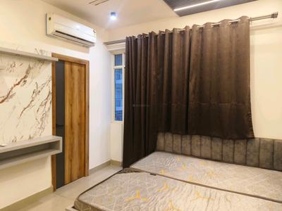 Bedroom Image of 1122 Sq.ft 2 BHK Apartment / Flat for rent in Suncity Avenue 76, Sector 76 Gurgaon for Rs. 33000