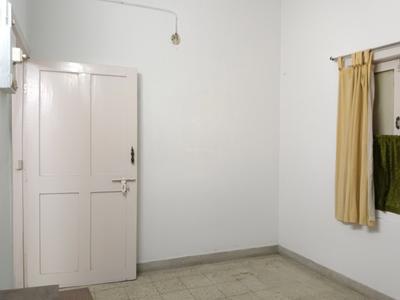 Bedroom Image of 650 Sq.ft 2 BHK Builder Floor for sale in Lake Gardens Kolkata for Rs. 3500000