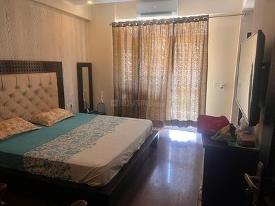 Bedroom Image of 6000 Sq.ft 7 BHK Independent House for rent in Sector 31 Noida for Rs. 180000