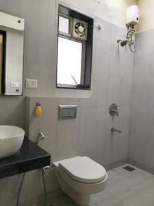 Common Bathroom Image of 1250 Sq.ft 2 BHK Apartment / Flat for sale in Cuffe Parade Mumbai for Rs. 70000000