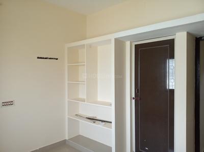 Bedroom Image of 1000 Sq.ft 2 BHK Builder Floor for rent in Orikkai Kanchipuram for Rs. 11500