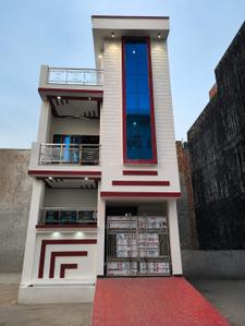 Building Image of 650 Sq.ft 3 BHK Duplex for sale in Shastripuram Agra for Rs. 6500000