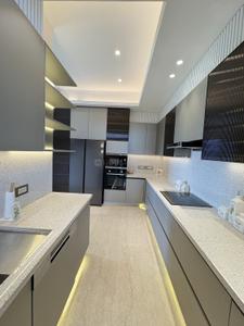 Kitchen Image of 5581 Sq.ft 4 BHK Apartment / Flat for sale in Central Park Flower Valley Bignonia Towers, Sector 33 Sohna for Rs. 85000000