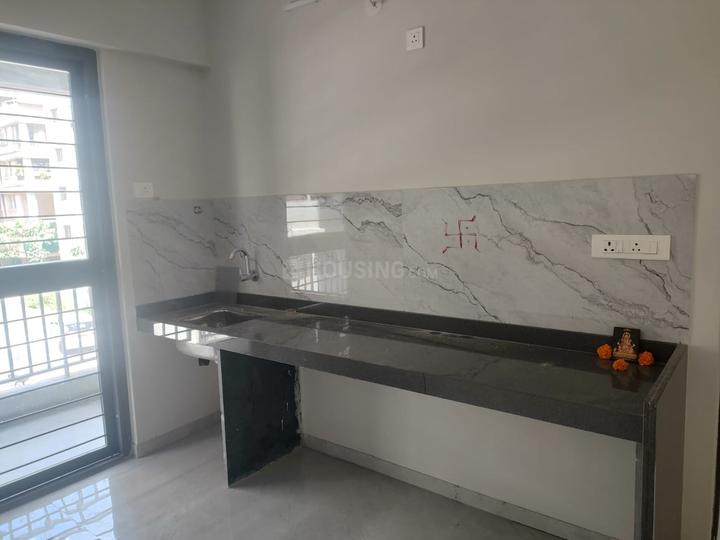 Santiago skyline Kitchen 1
