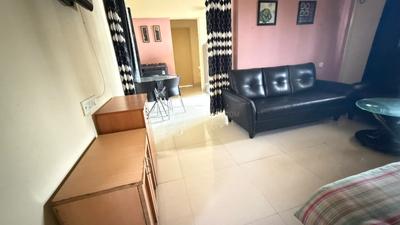 Hall Image of 600 Sq.ft 1 BHK Apartment / Flat for rent in Magarpatta Heliconia, Hadapsar Pune for Rs. 32000