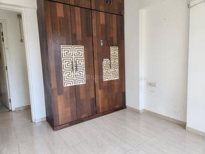 Bedroom Image of 1130 Sq.ft 2.5 BHK Apartment / Flat for sale in Hiranandani Meadows, Thane West Thane for Rs. 24000000