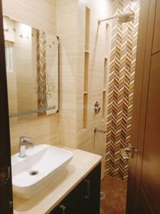 Image of 1125 Sq.ft 3 BHK Builder Floor for rent in Chittaranjan Park, New Delhi for Rs. 65000