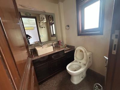 Bathroom Image of 3000 Sq.ft 4 BHK Builder Floor for sale in Kailash Colony New Delhi for Rs. 65000000