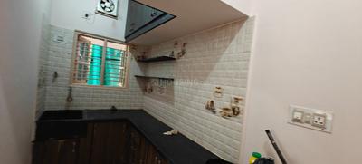 Kitchen Image of 1000 Sq.ft 2 BHK Builder Floor for rent in Cox Town Bengaluru for Rs. 20100
