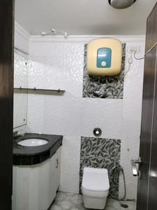 Common Bathroom One Image of 2200 Sq.ft 4 BHK Apartment / Flat for sale in Sector 18 Dwarka New Delhi for Rs. 38500000