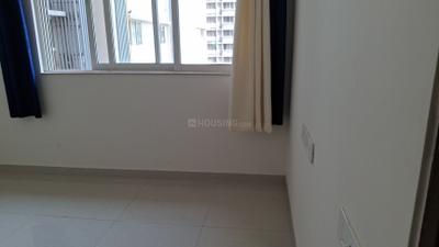 Bedroom Image of 650 Sq.ft 2 BHK Apartment / Flat for sale in Omkar Signet, Malad East Mumbai for Rs. 17000000