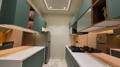 Kitchen Image of 550 Sq.ft 1 BHK Apartment / Flat for sale in Malad West Mumbai for Rs. 7500000