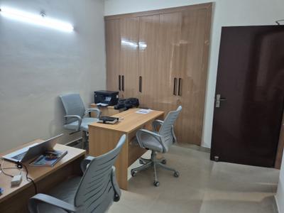 Bedroom Image of 1260 Sq.ft 3 BHK Apartment / Flat for sale in Amrapali Heartbeat City IV, Sector 107 Noida for Rs. 17300000