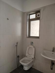 Common Bathroom Image of 3000 Sq.ft 4 BHK Penthouse for sale in Lodha Palava Serenity A, Palava Phase 1 Thane for Rs. 29000000