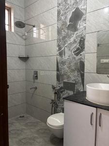 Bathroom Image of 2500 Sq.ft 3 BHK Builder Floor for rent in Sector 11 Faridabad for Rs. 34000