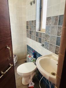Bathroom Image of 1450 Sq.ft 2 BHK Apartment / Flat for rent in Eklingji Radhe Skyline, Sanand Ahmedabad for Rs. 18000