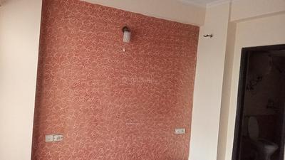 Bedroom Image of 1150 Sq.ft 2.5 BHK Apartment / Flat for sale in Gardenia Golf City Phase 4, Sector 75 Noida for Rs. 8000006