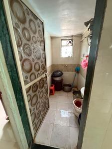 Bathroom Image of 350 Sq.ft 1 RK Apartment / Flat for sale in Kalwa Thane for Rs. 2500000