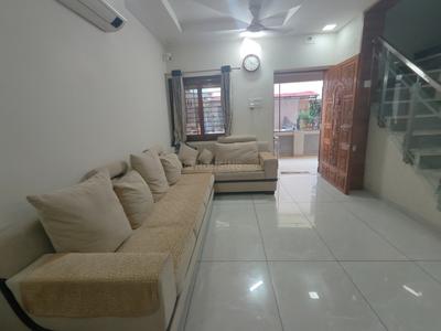 Living Room Image of 1620 Sq.ft 4 BHK Independent House for sale in Vastrapur Ahmedabad for Rs. 31100000