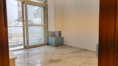 Bedroom Image of 675 Sq.ft 2 BHK Builder Floor for sale in Mahavir Enclave New Delhi for Rs. 5700000