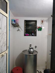 Common Bathroom Image of 520 Sq.ft 1 BHK Apartment / Flat for rent in DSS Mahavir Kalpavruksha, Kasarvadavali Thane for Rs. 17528