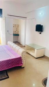 Bedroom Image of 500 Sq.ft 1 BHK Apartment / Flat for rent in Polaars Royal Enclave, Ganeshpur Rahmanpur Lucknow for Rs. 11000