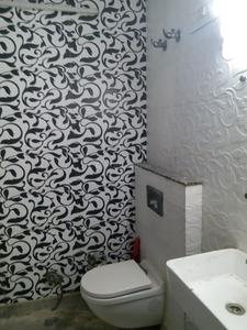 Bathroom Image of 1300 Sq.ft 4 BHK Builder Floor for rent in Sector 5 Rohini New Delhi for Rs. 45000