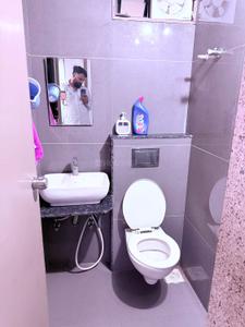 Bathroom Image of 1450 Sq.ft 3 BHK Apartment / Flat for sale in Kavisha Amara, Shela Ahmedabad for Rs. 7400000