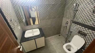 Image of 2385 Sq.ft 4 BHK Apartment / Flat for sale in Wave Veridia, Wave City, Ghaziabad for Rs. 29500000