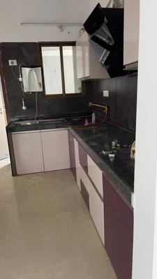 Kitchen Image of 1800 Sq.ft 3 BHK Apartment / Flat for rent in  Apollo DB City, Nipania Indore for Rs. 35000
