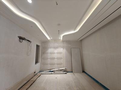 Living Room Image of 2448 Sq.ft 4 BHK Builder Floor for sale in Model Town New Delhi for Rs. 50000000
