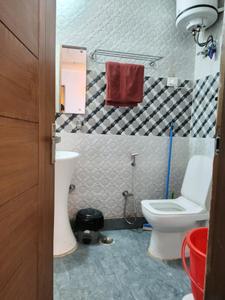 Bedroom Three Image of 1200 Sq.ft 3 BHK Builder Floor for sale in Sun Affordable Flats, Freedom Fighters Enclave New Delhi for Rs. 10000000