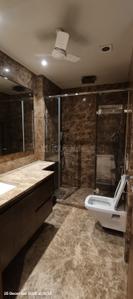 Bathroom Image of 2700 Sq.ft 4 BHK Builder Floor for rent in Safdarjung Development Area New Delhi for Rs. 300000