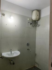 Common Bathroom Image of 774 Sq.ft 1.5 BHK Apartment / Flat for sale in Lodha Casa Rio, Palava Phase 1 Thane for Rs. 4200000