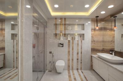 Image of 10000 Sq.ft 8 BHK Villa for sale in Kandivali West, Mumbai for Rs. 270000000