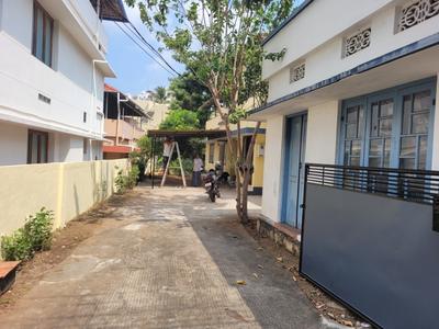 Image of 3500 Sq.ft 3 BHK Independent House for rent in Vanchiyoor, Thiruvananthapuram for Rs. 30000