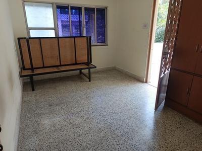 Bedroom Image of 700 Sq.ft 2 BHK Independent House for rent in Shivaji Nagar Pune for Rs. 35000