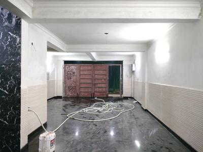 Car Garage Image of 1350 Sq.ft 3 BHK Builder Floor for sale in Deenpur New Delhi for Rs. 8000000