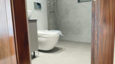 Image of 2200 Sq.ft 4 BHK Apartment / Flat for sale in CGHS Shakti Apartments, Sector 5 Dwarka, New Delhi for Rs. 38500000