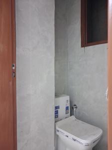 Common Bathroom Image of 625 Sq.ft 1 BHK Apartment / Flat for sale in GCM Gomati Apartment, Sector 49 Noida for Rs. 2499999