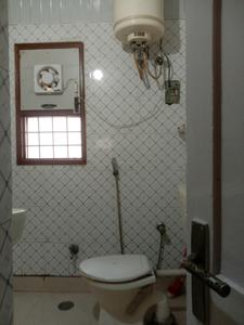 Bedroom One Image of 1400 Sq.ft 2.5 BHK Apartment / Flat for sale in DDA Flats Vasant Kunj, Vasant Kunj New Delhi for Rs. 40000000