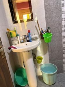 Bathroom Image of 1680 Sq.ft 3 BHK Apartment / Flat for sale in Bhowanipore Kolkata for Rs. 21500000