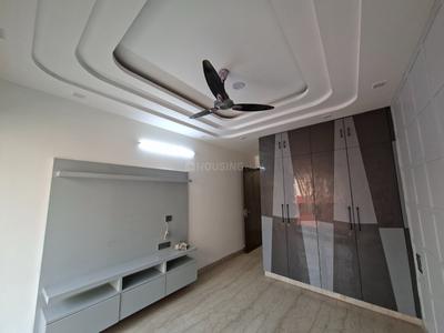 Bedroom Image of 900 Sq.ft 2 BHK Builder Floor for rent in Subhash Nagar New Delhi for Rs. 36000