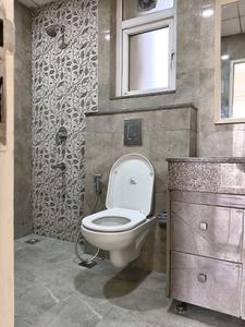 Common Bathroom Image of 450 Sq.ft 1 BHK Apartment / Flat for rent in Pyramid Urban Homes, Sector 70A Gurgaon for Rs. 24000