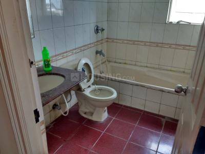 Bathroom Image of 1100 Sq.ft 3 BHK Apartment / Flat for rent in Mantri Greens, Sheshadripuram Bengaluru for Rs. 80000